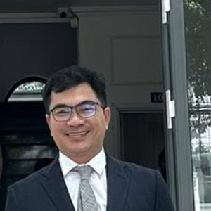 BS. Văn Toàn